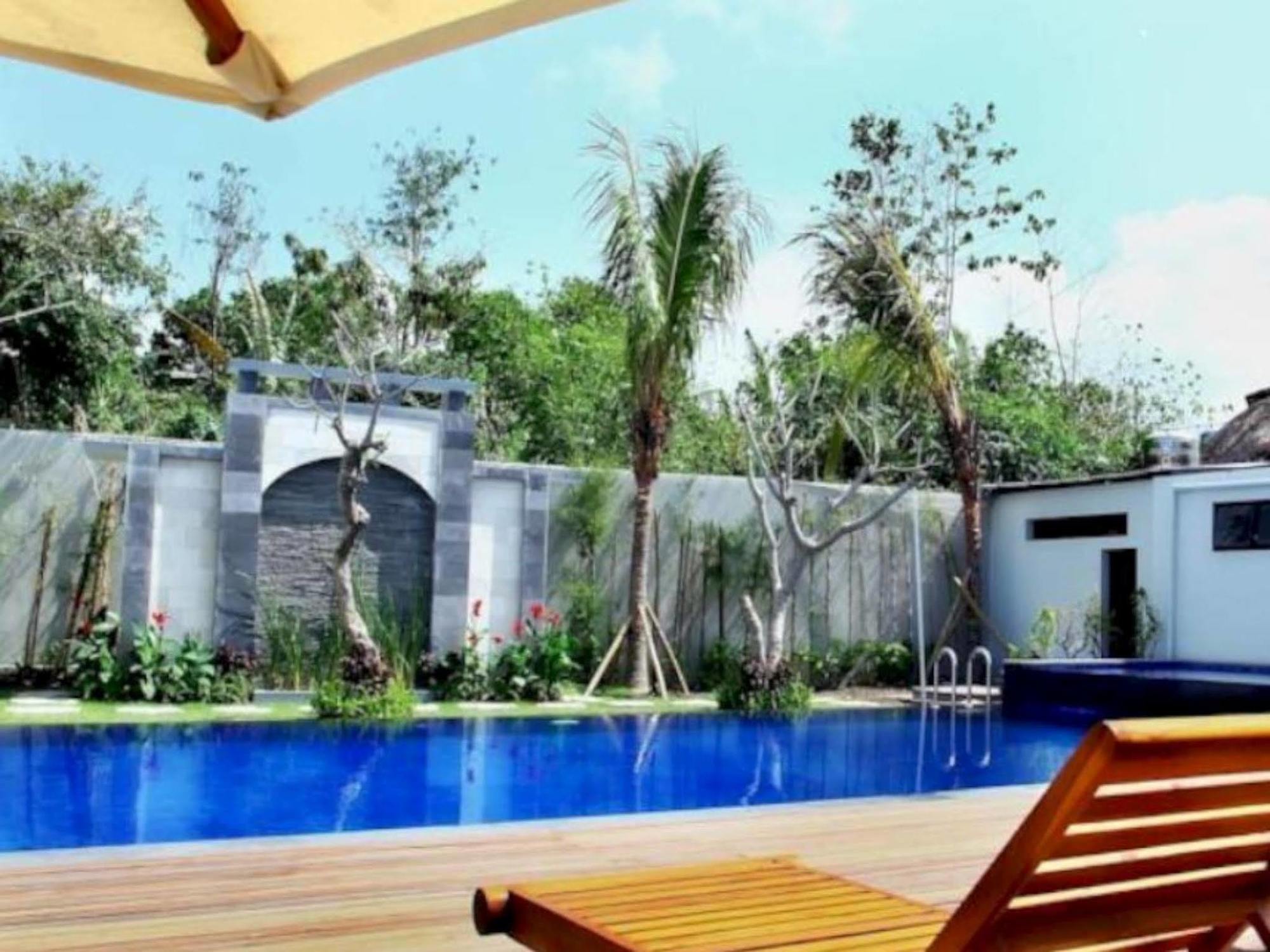Grand Royal Bil Hotel Praya Exterior photo